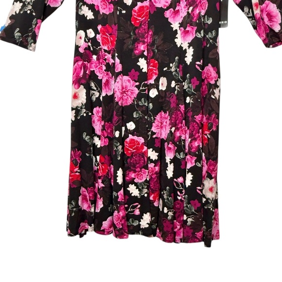NEW Torrid Black Pink Floral V Neck 3/4 Supersoft Women’s Skater Dress Sz 1X - Picture 6 of 13